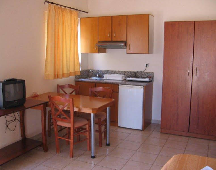Aparthotel Okeanis II Kato Daratso Esterno foto