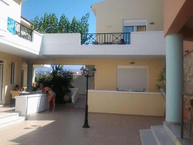 Aparthotel Okeanis II Kato Daratso Esterno foto